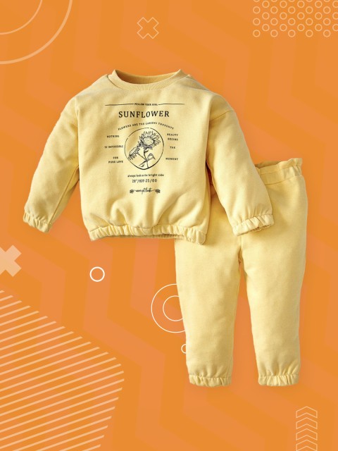 

DeFacto Girls Yellow & Black Pure Cotton Floral Print Sweatshirt with Joggers