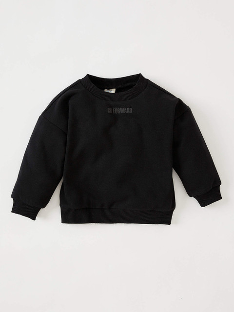 

DeFacto Boys Black Solid Sweatshirt