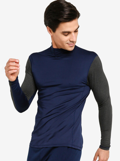 

ZALORA ACTIVE Men Navy Blue & Black Colourblocked High Neck T-shirt