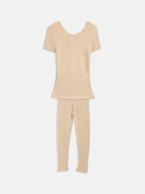 

Kanvin Girls Beige Solid Thermal Set