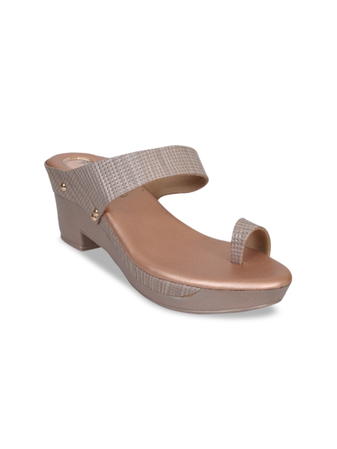 

Ajanta Women Gold-Toned One Toe Flats