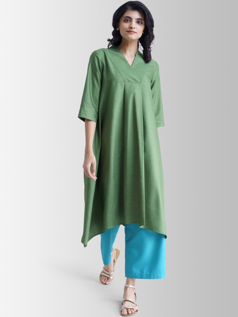 

Marigold by FableStreet Women Green Kurta with Palazzos