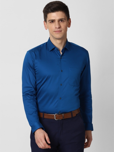 

Peter England Men Blue Solid Formal Shirt