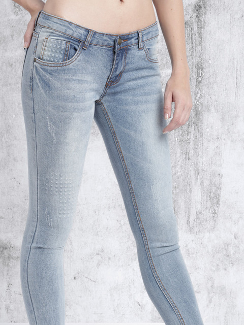 

Roadster Women Blue Slim Fit Mid Rise Low Distressed Jeans
