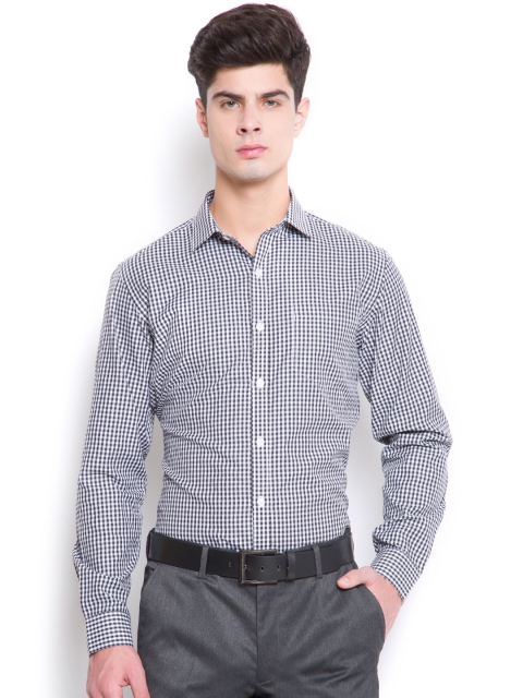 

Mark Taylor Men White & Black Slim Fit Checked Formal Shirt