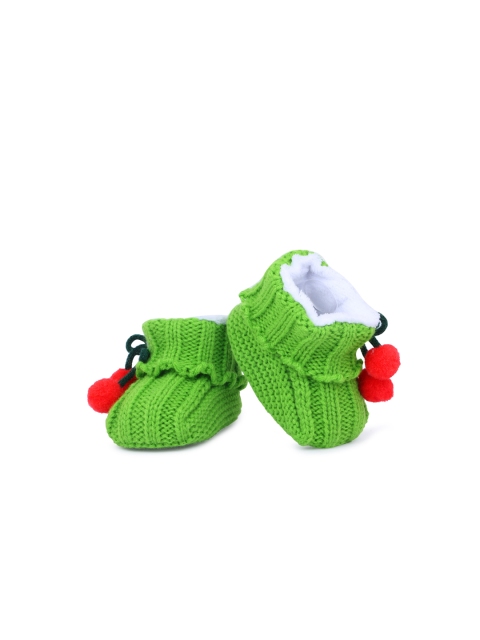 

Butterthief Kids Green Self-Design Pure Wool Knitted Booties