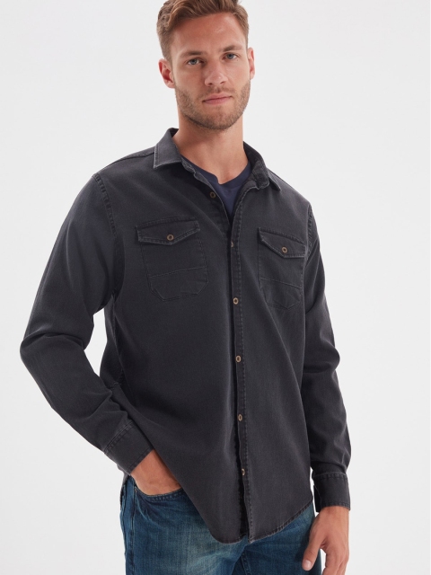

Trendyol Men Black Solid Cotton Denim Casual Shirt