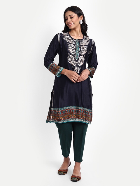 

HOUSE OF KARI Blue & White Embroidered Tunic