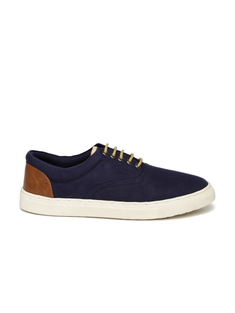 

Carlton London Men Navy Solid Regular Sneakers, Navy blue