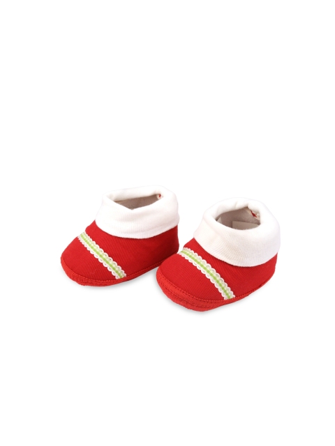 

Spiky Infant Kids Red & White Colourblocked Anti-Skid Cotton Booties