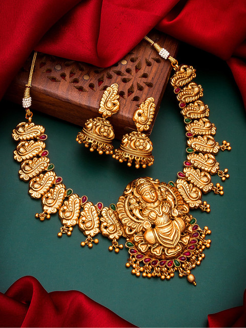 

aadita Gold-Plated & Red Pearl-Studded & Beaded Temple Jewellery Set