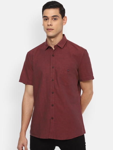 

Louis Philippe Sport Men Maroon Slim Fit Checked Casual Shirt