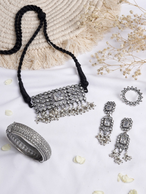 

TEEJH Silver-Toned & White Oxidised Stones-Studded Ayurda Jewellery Set