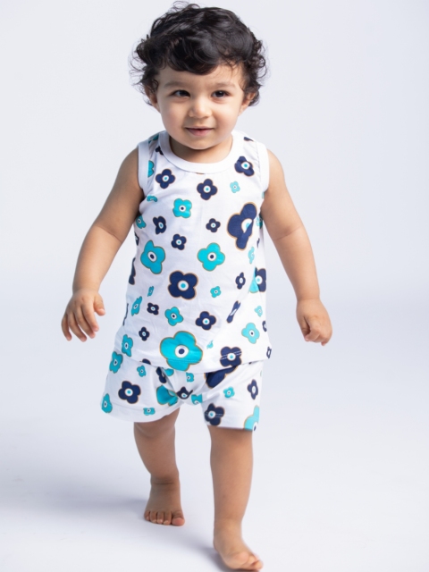 

Cuddles for Cubs Kids White & Navy Blue Printed Top with Shorts