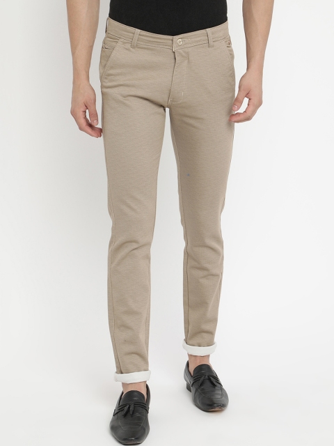 

V2 Value & Variety Men Beige Textured Trousers