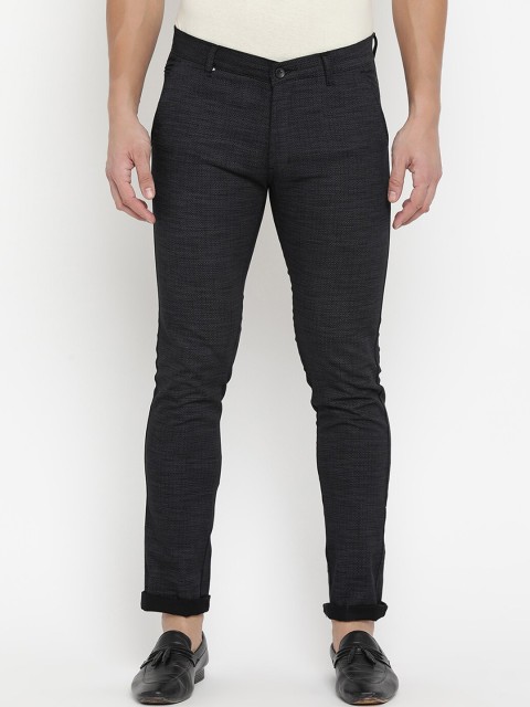 

V2 Value & Variety Men Black Solid Chinos Trousers