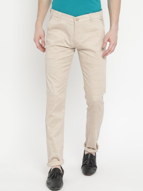 

V2 Value & Variety Men Cream-Coloured Trousers