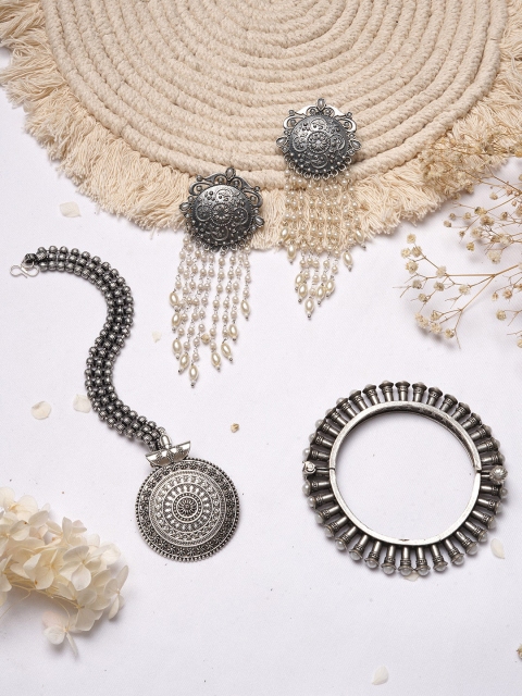 

TEEJH Oxidised Silver-Toned White Stone-Studded & Beaded Jewellery Set