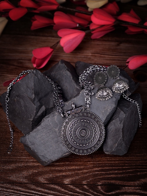 

Saraf RS Jewellery Women Silver-Toned Filigree Oxidised Tribal Jewellery Set