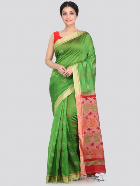 

PinkLoom Green & Gold-Toned Woven Design Saree