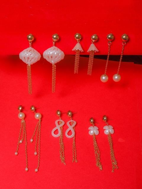 

DIVA WALK Gold-Toned Contemporary Drop Earrings