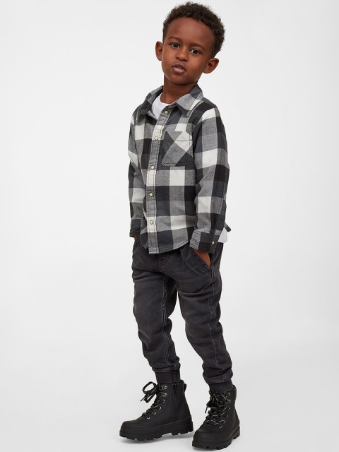 

H&M Boys Black Super Soft denim joggers
