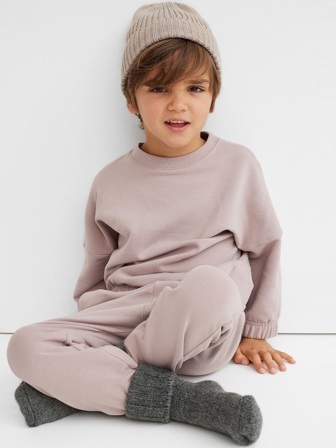 

H&M Boys H&M Pink Solid 2-Piece Top and Joggers Set