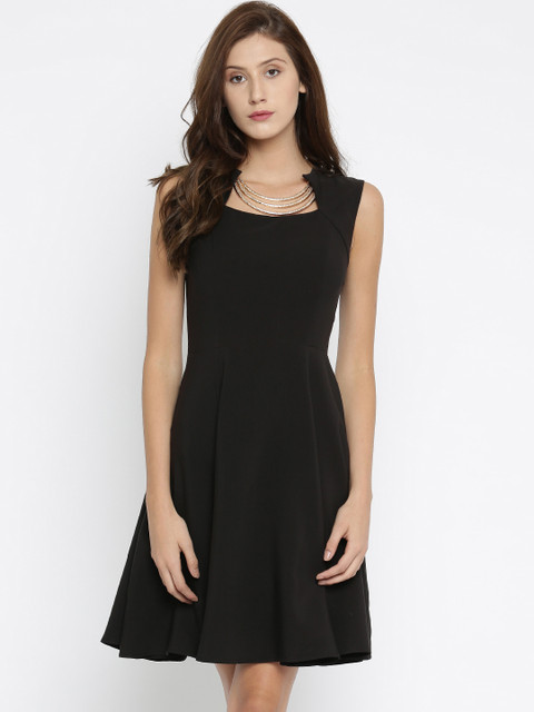 

Deal Jeans Women Black Solid Skater Dress