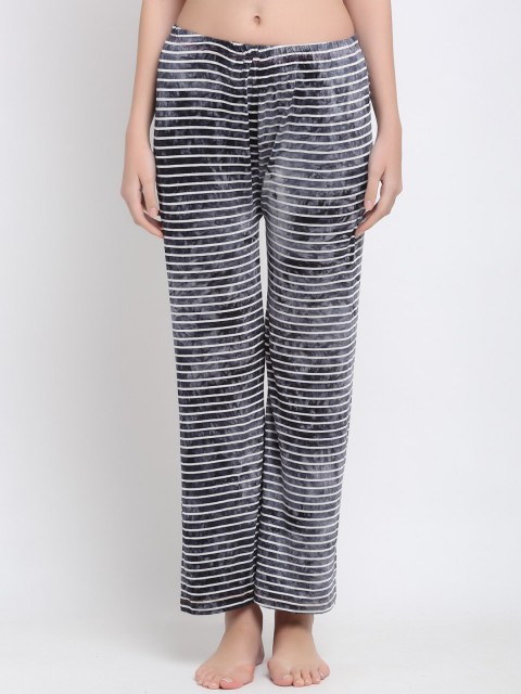 

armure Women Black & White Striped Lounge Pants