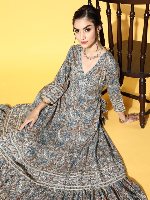 

kipek Women Grey Paisley Printed Tiered Anarkali Kurta