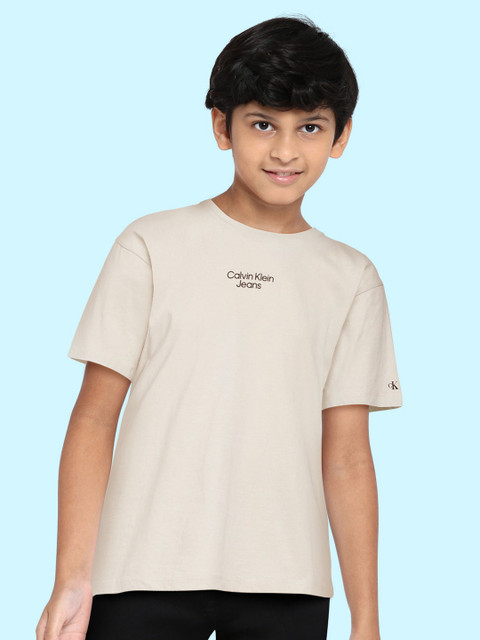 

Calvin Klein Jeans Boys Beige Pure Cotton T-shirt