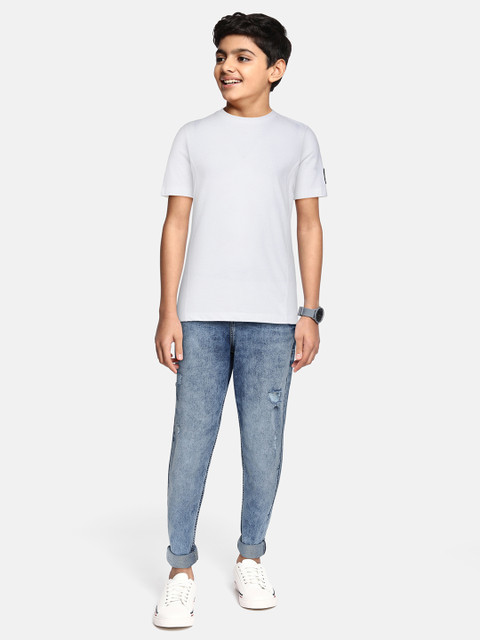 

Calvin Klein Jeans Boys White Pure Cotton T-shirt