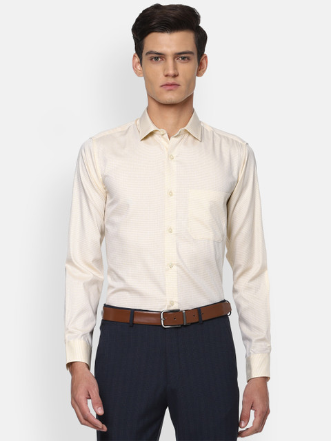 

Louis Philippe Men Cream-Coloured Slim Fit Self Design Cotton Formal Shirt