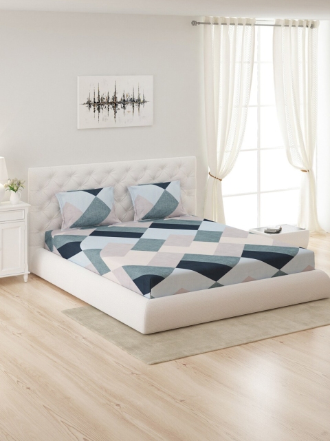 

Monte Carlo Blue & White Geometric 130 GSM Queen Bedsheet with 2 Pillow Covers