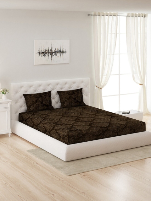 

Monte Carlo Brown Ethnic 300 GSM Queen Bedsheet with 2 Pillow Cover