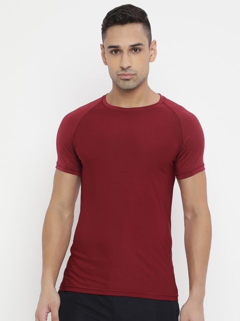 

V2 Value & Variety Men Maroon Solid Round Neck T-shirt