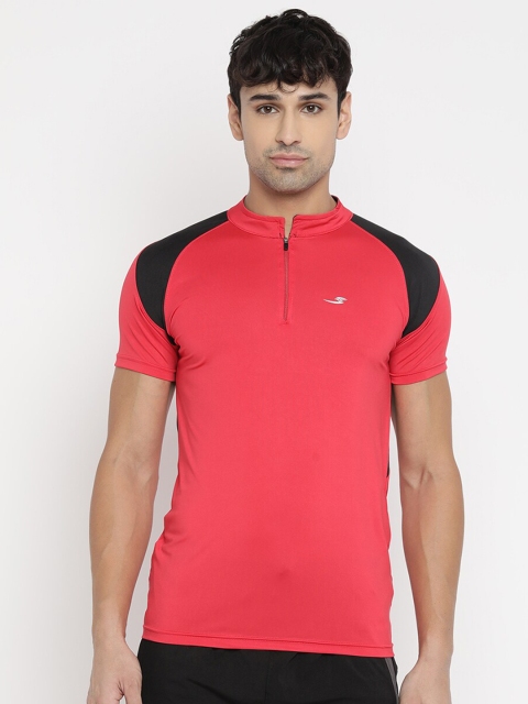 

V2 Value & Variety Men Red Colourblocked T-shirt