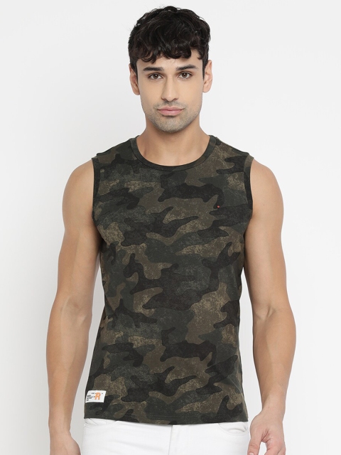 

V2 Value & Variety Men Olive Green & Black Camouflage Printed Pure Cotton T-shirt