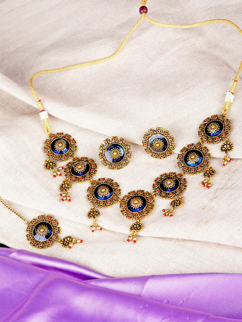 

Studio Voylla Woman Arabian Nights Tribal Maang Tika Set, Gold