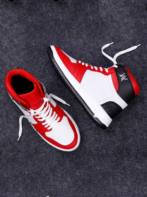 

Woakers Men Red & White Colourblocked Sneakers