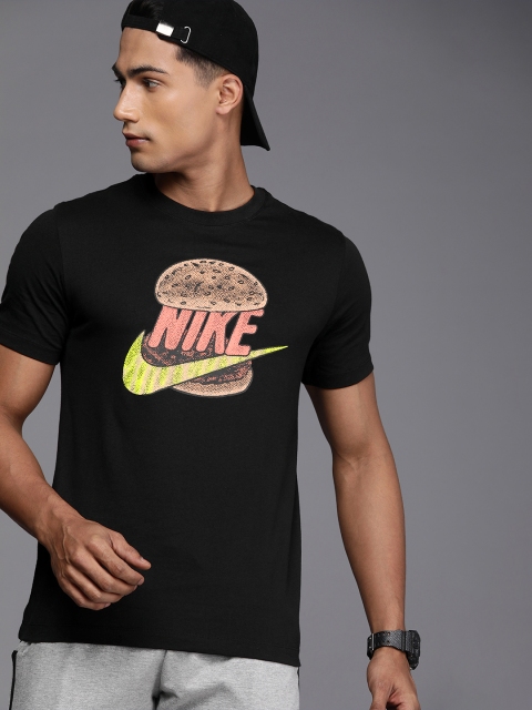 

Nike Men Black Graphic Printed Sportswear Men's T-Shirt