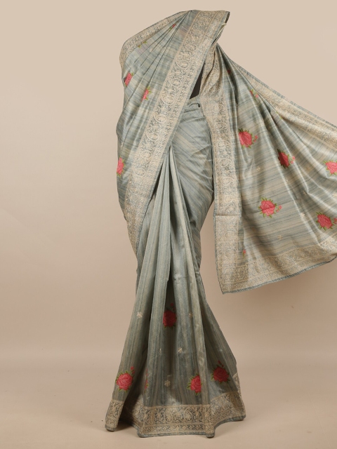 

Pothys Grey & Fuchsia Floral Embroidered Jute Silk Saree