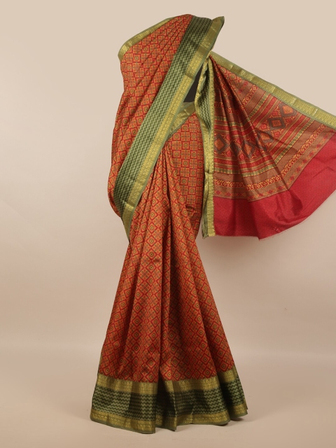 

Pothys Maroon & Green Geometric Printed Art SilkSaree