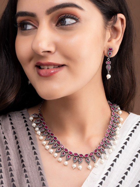 

Rubans Silver-Toned Pink & White Silver-Plated Stone Studded & Beaded Jewellery Set