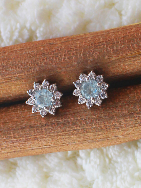 

ERILINE JEWELRY Silver-Toned Floral Studs Earrings