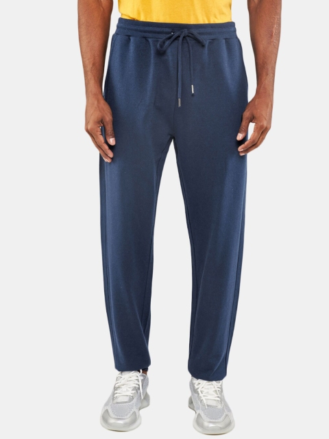 

BLUEAGE Men Navy Blue Solid Track Pant