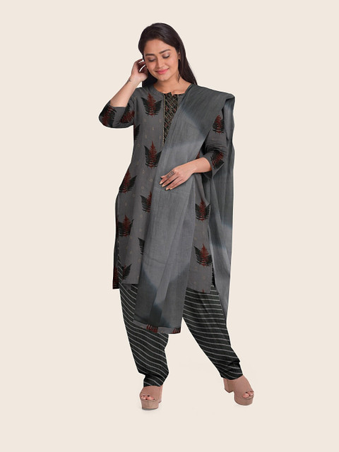 

Pothys Grey & Maroon Printed Unstitched Dress Material