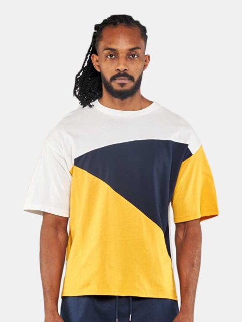 

BLUEAGE Men White Colourblocked Pure Cotton Pockets T-shirt