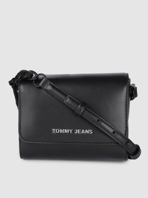 

Tommy Hilfiger Black Structured Sling Bag