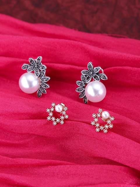 

Yellow Chimes Gold-Toned Contemporary Studs Earrings
